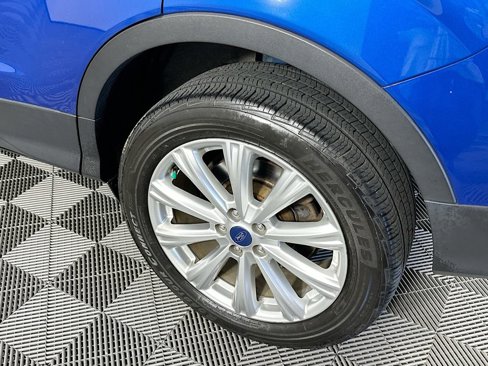 Used 2019 Ford Escape SEL image 39