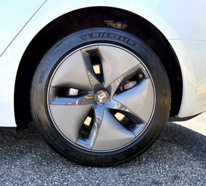 Used 2019 Tesla Model 3 Long Range image 23