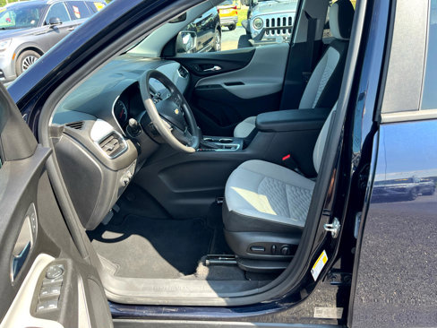 Used 2020 Chevrolet Equinox LS w/ LS Convenience Package image 13