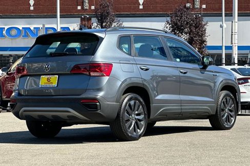 Used 2024 Volkswagen Taos S image 4