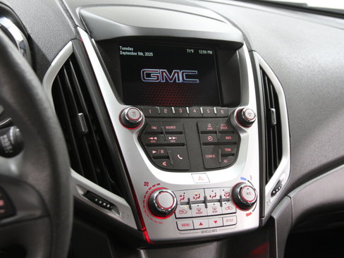 Used 2017 GMC Terrain SLE image 9