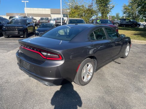 Used 2022 Dodge Charger SXT w/ Leather Interior Group image 5