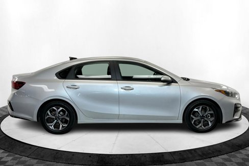 Used 2021 Kia Forte LXS image 6