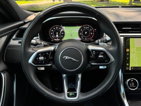 Used 2021 Jaguar XF R-Dynamic SE image 60