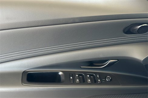 New 2025 Hyundai Elantra Sport image 8