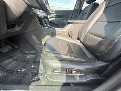 Used 2019 Chevrolet Equinox Premier image 12