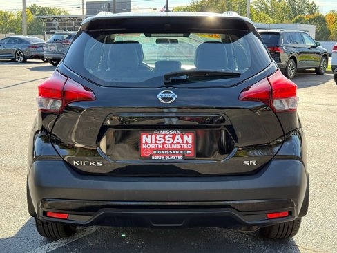 Used 2019 Nissan Kicks SR w/ SR Premium Package image 6