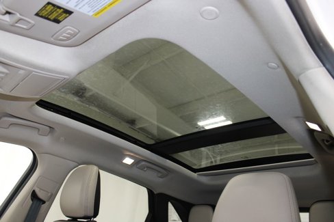Used 2020 Ford Escape Titanium w/ Titanium Premium Package 2.0 image 19