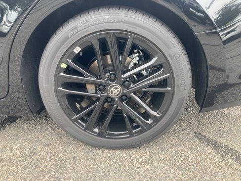 New 2025 Toyota Camry SE image 9