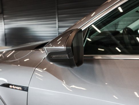 Used 2022 Audi e-tron Premium image 27