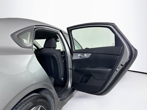 Used 2024 Kia Forte LXS image 27