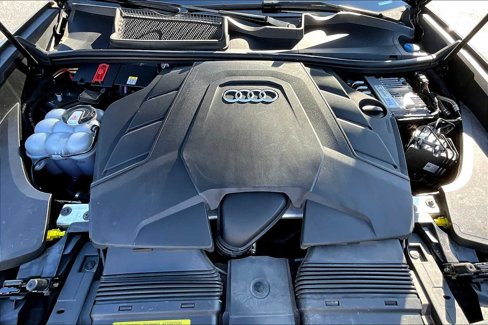 Used 2019 Audi Q8 Premium w/ Convenience Package image 31