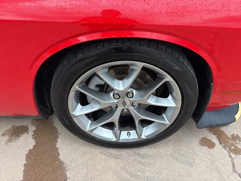Used 2022 Dodge Challenger GT image 12