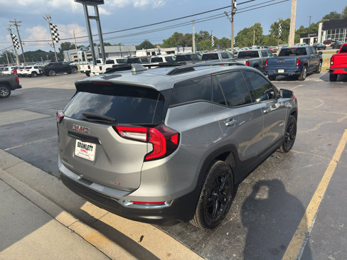 Used 2023 GMC Terrain AT4 w/ Infotainment Package II image 5