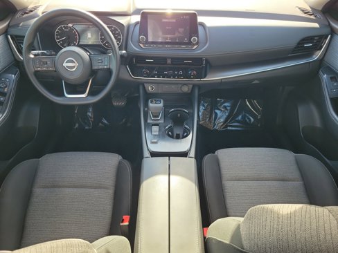 Certified 2022 Nissan Rogue SV image 16