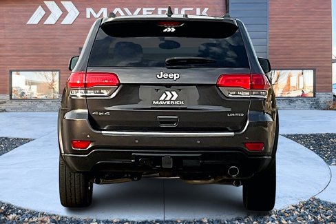 Used 2017 Jeep Grand Cherokee Limited w/ Trailer Tow Group IV image 6