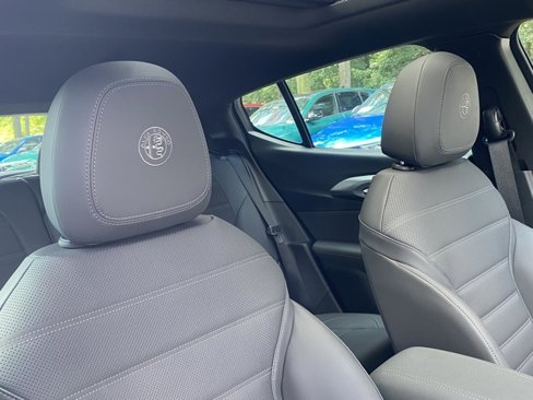 New 2025 Alfa Romeo Tonale w/ Premium Package image 40