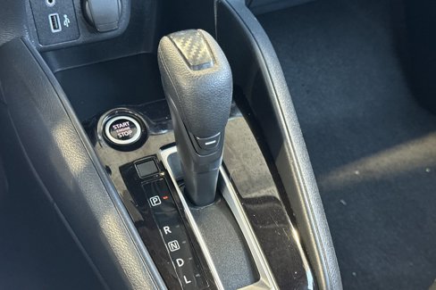 Used 2022 Nissan Versa SV image 20