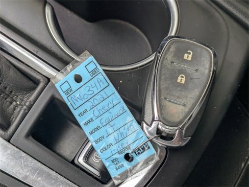 Used 2021 Chevrolet Equinox LT image 32