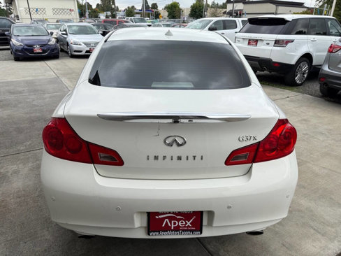 Used 2011 INFINITI G37 x Sedan w/ Premium Pkg image 5