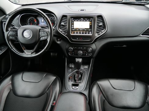 Used 2019 Jeep Cherokee Trailhawk w/ Comfort/Convenience Group image 10