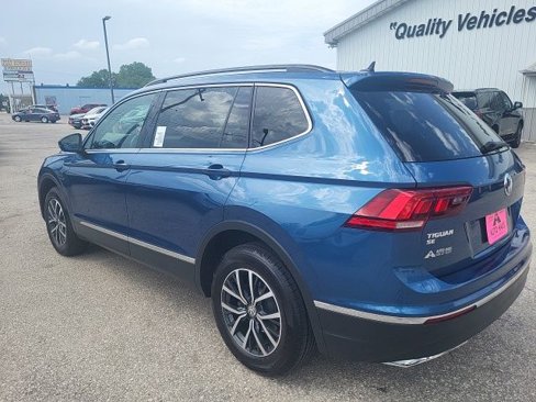 Used 2020 Volkswagen Tiguan SE image 11