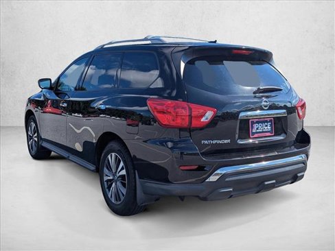 Used 2018 Nissan Pathfinder S image 7