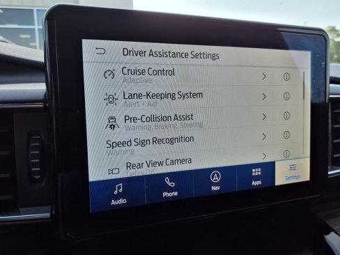 Used 2022 Ford Explorer Limited image 28