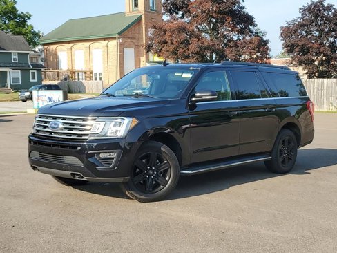 Used 2020 Ford Expedition Max XLT w/ Equipment Group 202A image 28