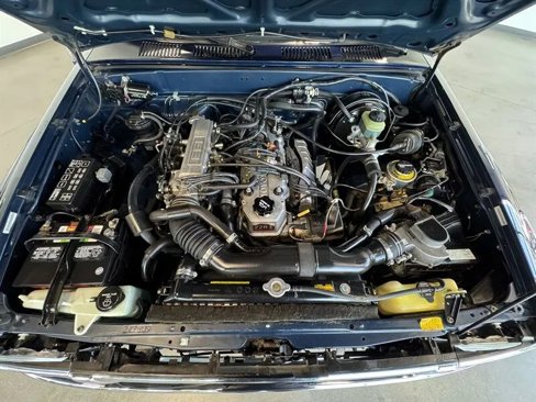 Used 1992 Toyota Pickup Deluxe image 21