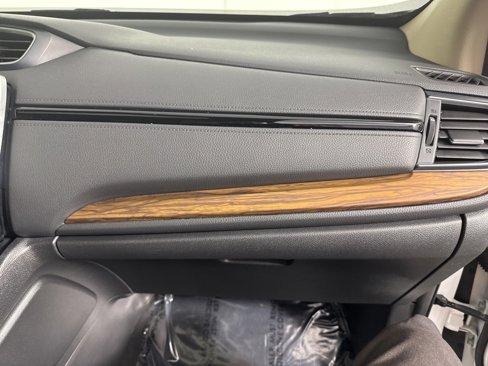 Used 2019 Honda CR-V Touring image 10