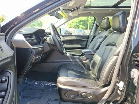 Certified 2022 Jeep Grand Cherokee L Limited image 14