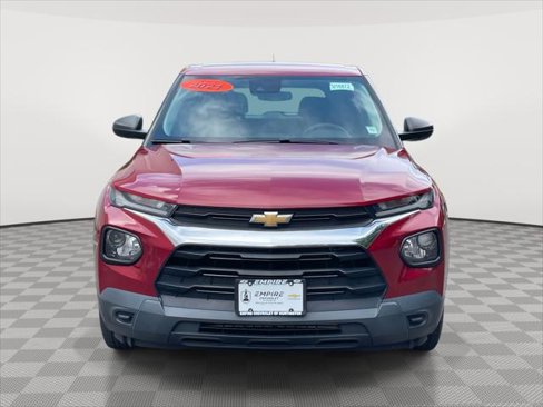 Used 2021 Chevrolet TrailBlazer LS image 2