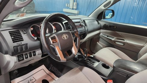 Used 2012 Toyota Tacoma 4x4 Double Cab image 8