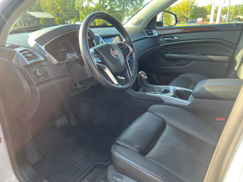 Used 2015 Cadillac SRX Luxury image 15