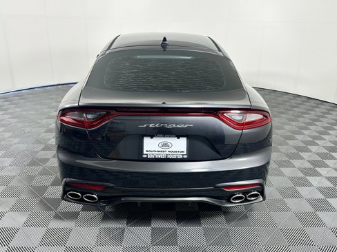 Used 2019 Kia Stinger image 10