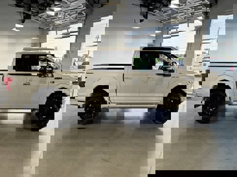 Used 2019 Ford F150 Platinum w/ Technology Package image 8