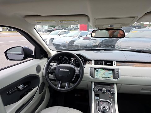 Used 2015 Land Rover Range Rover Evoque Prestige image 69