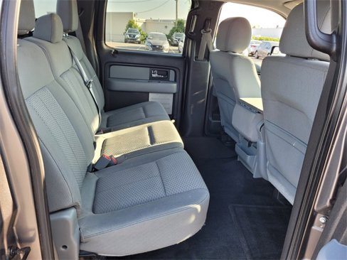 Used 2013 Ford F150 XLT w/ XLT Chrome Pkg image 16