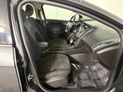 Used 2015 Ford Focus SE image 30