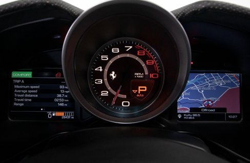 Used 2020 Ferrari Portofino image 28