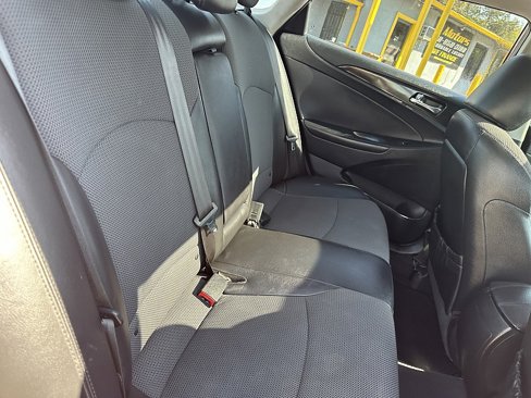 Used 2014 Hyundai Sonata SE w/ Premium Package 03 image 26