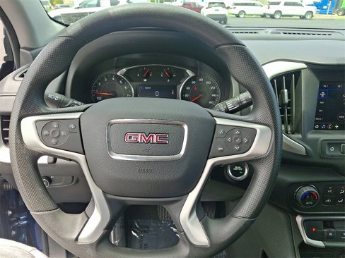 Certified 2022 GMC Terrain SLE w/ Driver Convenience Package image 18