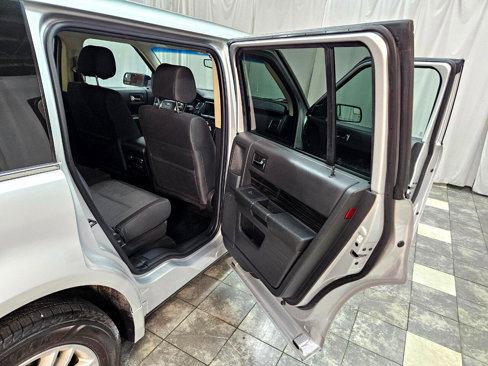 Used 2019 Ford Flex SEL image 12