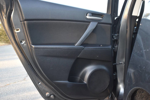 Used 2011 MAZDA MAZDA3 i Touring image 11