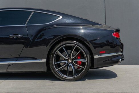 Used 2020 Bentley Continental GT V8 image 17