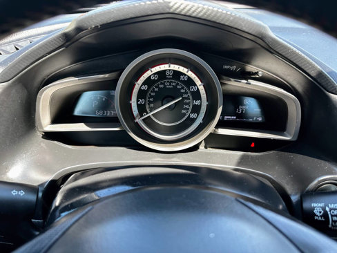Used 2015 MAZDA MAZDA3 i Touring w/ Technology Package image 19