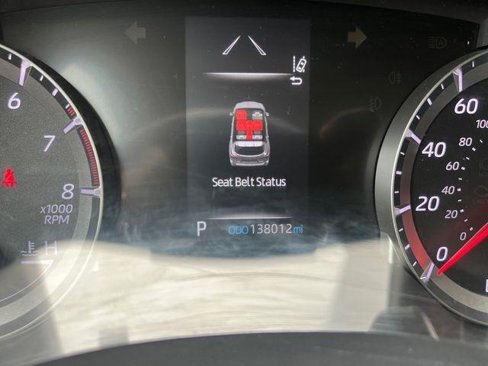 Used 2021 Toyota Highlander L image 17
