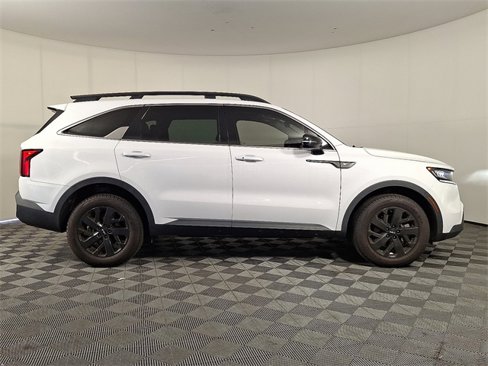 Used 2022 Kia Sorento S w/ Panoramic Sunroof Package image 11