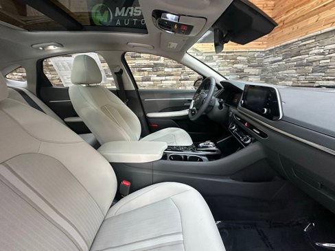Used 2022 Hyundai Sonata SEL w/ Convenience Package image 14